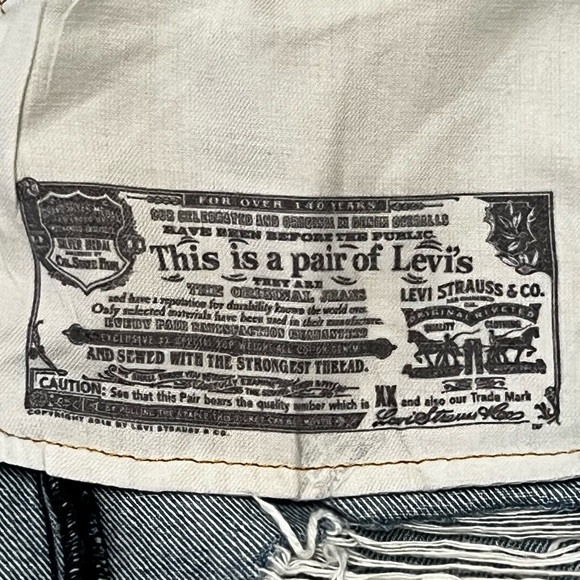 Levi’s 501 Ripped Jeans - Picture 10 of 10